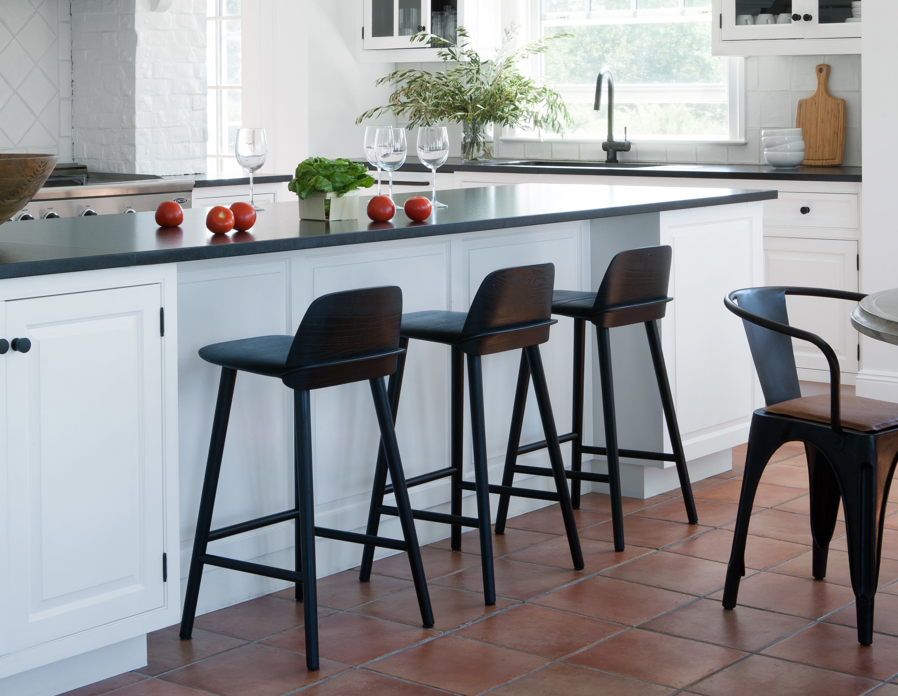 Simple Counter and Bar Stools