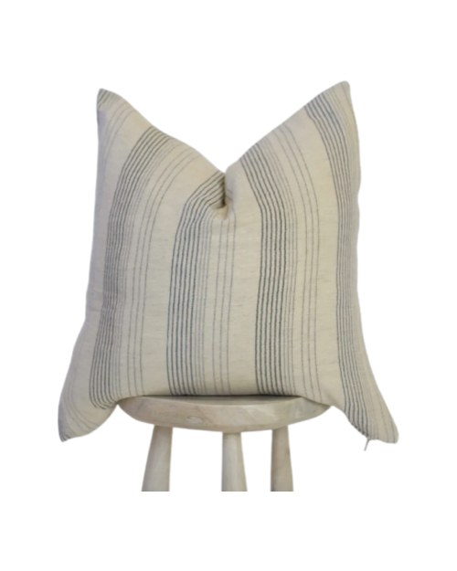 Quexa Pillow Cover