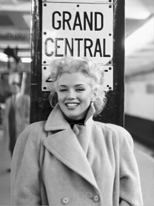 Marilyn Monroe, Grand Central Station
